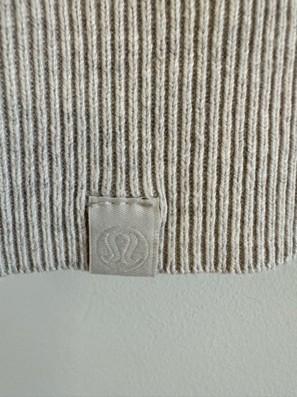 Lululemon Cotton-Cashmere Blend Crewneck Sweater Heathered Natural Ivory Size 0 - Picture 8 of 10